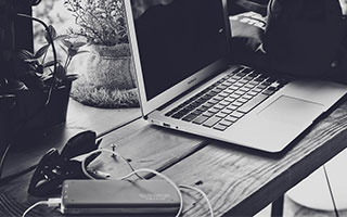 北京配资网:配资之家公司-美国与日韩澳等8国就加强稀土供应链签署协议 外交部回应